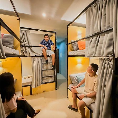 Goofy Ants Hostel بويرتو برينسيسا الغرفة الصورة
